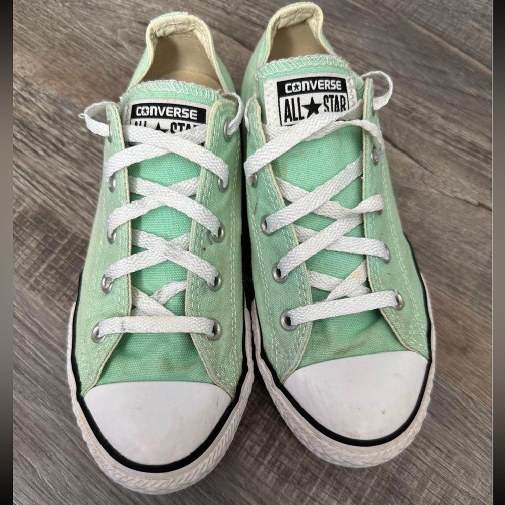 Converse - Picture 2 of 5